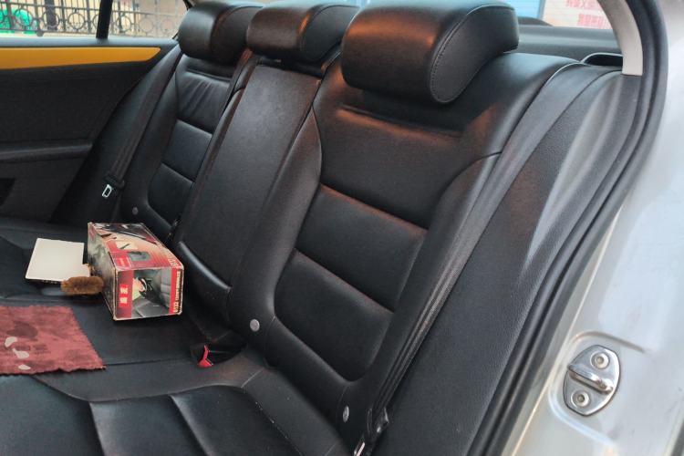 Used Volkswagen Sagitar 2014 Revised Version 1.4TSI Automatic Luxury Edition Left Rear Seat