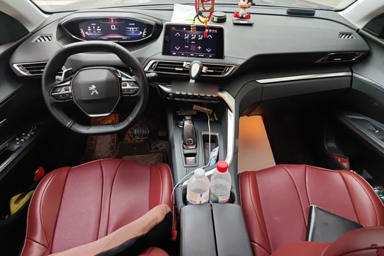Used Peugeot 4008 2017 350THP Elite Edition Center Console