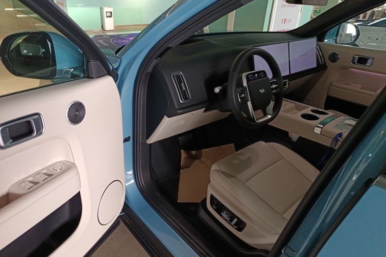 Used Li Auto L8 2025 Ultra Smart Refreshed Edition Driver Seat