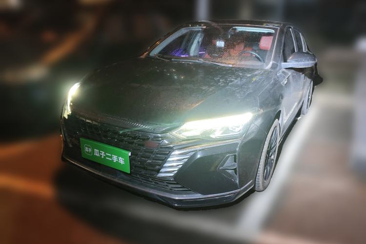 Used Dongfeng Aeolus Yixuan MAX 2021 1.5T Ultra-Stylish Trendsetter Edition