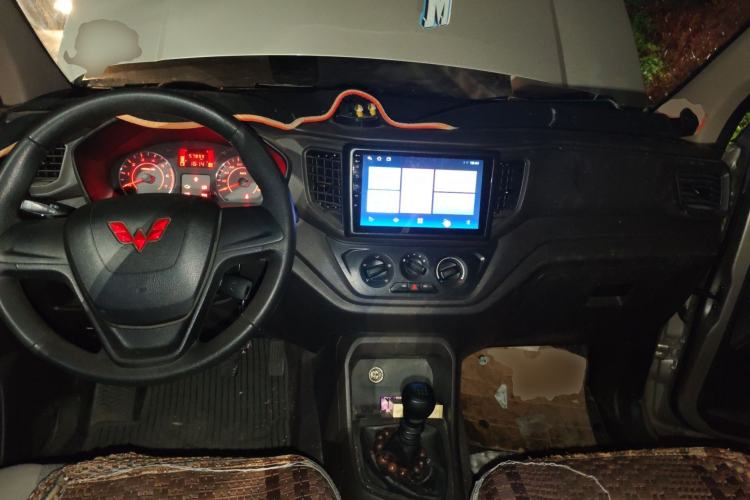 Used Wuling Hongguang V 2021 1.5L Jingqu Version LAR Center Console