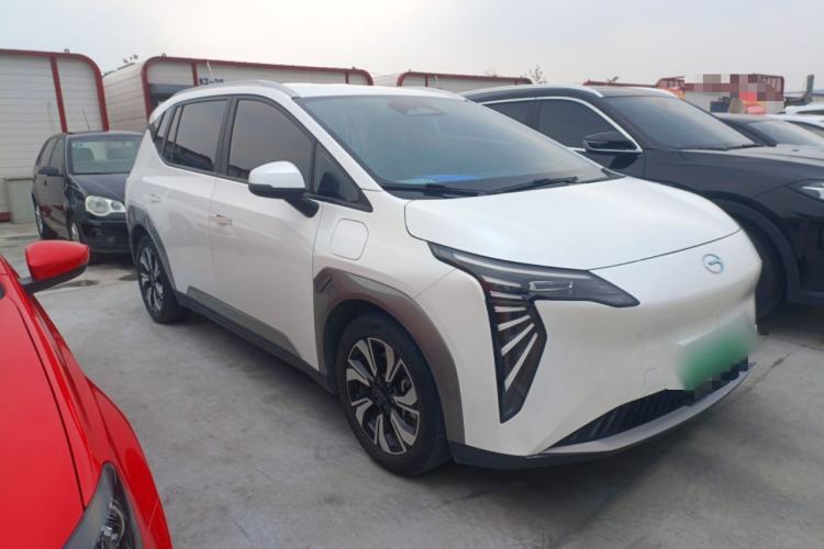 Used AION Y 2023 Plus 510 Enjoy Edition Front Right 45 Deg