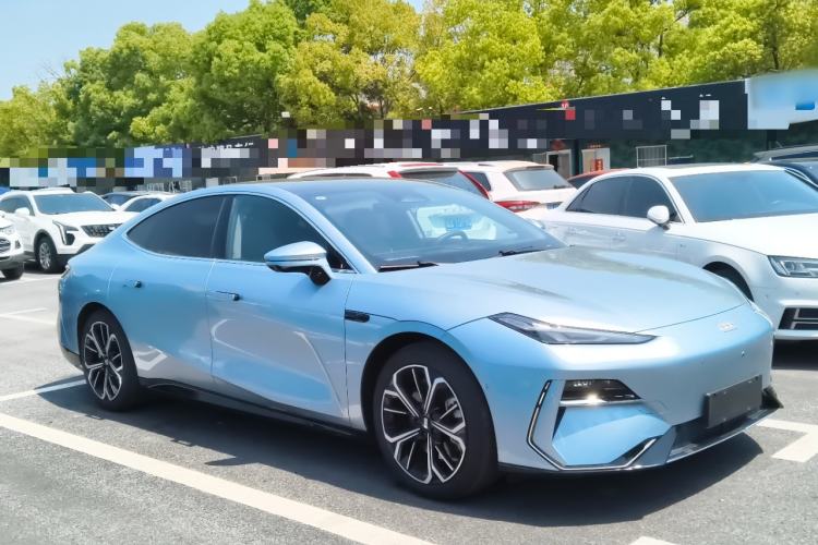 Used Geely Galaxy E8 2025 700 km Long-Range Intelligent Driving Version