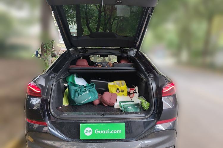 Used BMW X6 2022 Second Facelift xDrive40i M Sport Package Trunk