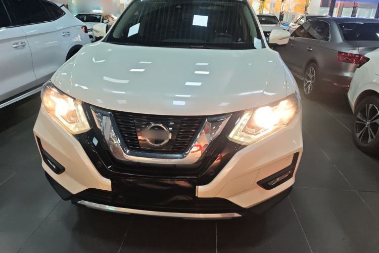 Used Nissan X-Trail 2019 2.5L CVT Smart Connect Luxury Edition 4WD
