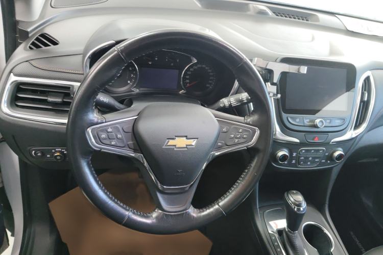 Used Chevrolet Equinox 2018 535T Automatic YuJie Edition Steering Wheel