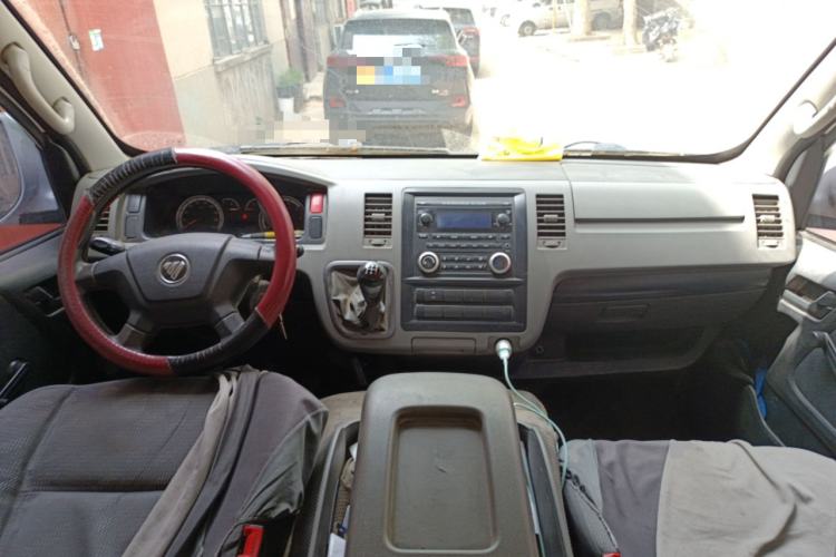 Used Foton Scenic G7 2017 2.0L Long-Wheelbase Commercial Van High-Roof Version 4 Seats 4Q20M Center Console