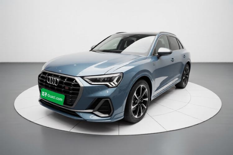 Used Audi Q3 2022 40 TFSI RS Package Performance Model