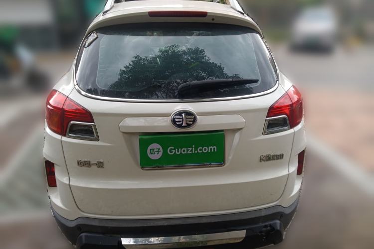 Used Bestune X80 2013 2.0L automatic luxury version