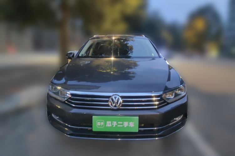 Used Volkswagen Variant 2018 380TSI Two-Wheel Drive Comfort Edition