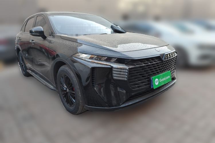 Used Venucia V 2022 260T Black Horse Edition · Idol Front Right 45 Deg