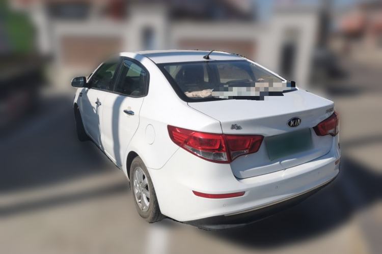 Used Kia K2 2015 Sedan 1.4L MT GLS
