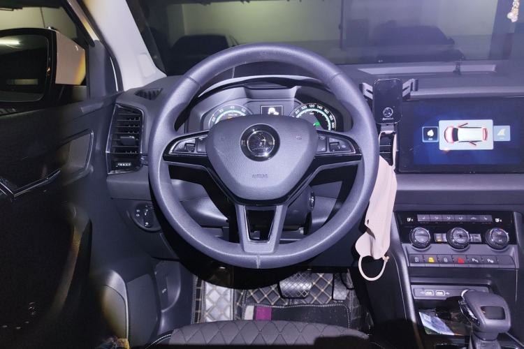 Used Skoda Karoq 2019 TSI280 Smart Drive Deluxe Edition China VI Standard
