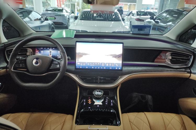 Used Denza D9 2024 DM-i 980 Four-Wheel Drive Prestige Model