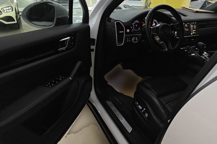 Used Porsche Cayenne E-Hybrid 2021 Cayenne E-Hybrid 2.0T