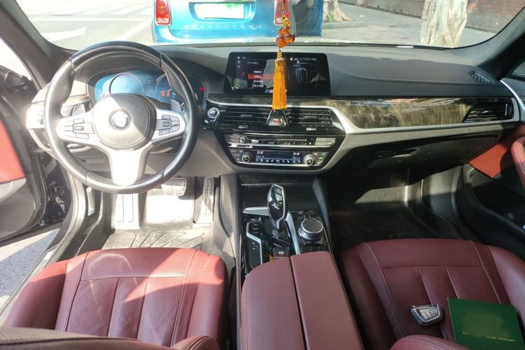 Used BMW 5 Series 2018 530Li xDrive M Sport Package Center Console