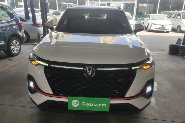 Used CHANGAN CS35PLUS 2021 Revised Version Blue Whale NE 1.4T DCT Luxury Edition Front