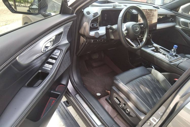 Used GAC Trumpchi GS8 2022 Flagship Series 2.0 TGDI Two-Wheel-Drive Prestige Edition (7 Seats)