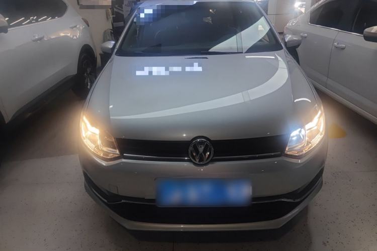 Used Volkswagen Polo 2014 1.6L Automatic Comfort Edition
