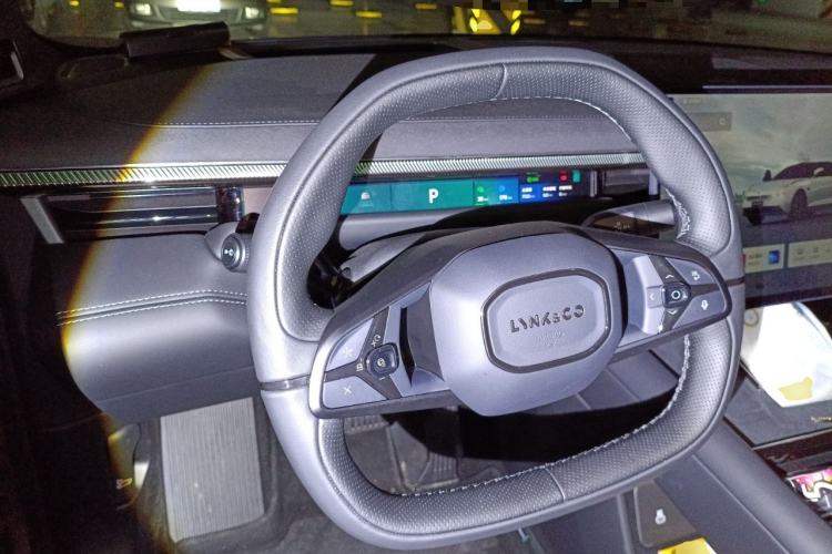 Used Lynk & Co Lynk & Co 10 EM-P 2025 Model 120 Four-Wheel Drive Ultra