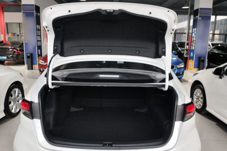 Used Toyota Levin 2024 Smart Electric Hybrid Dual-Engine 2.0L Leading Edition