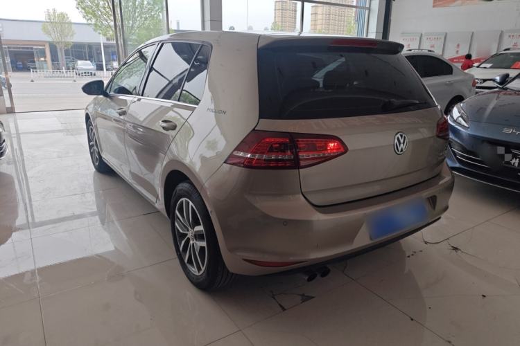 Used Volkswagen Golf 2017 230TSI Automatic Luxury Million-Vehicle Commemorative Edition Rear Left 45 Deg