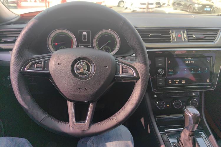 Used Skoda Superb 2018 TSI330 DSG Comfort Edition China VI Standard