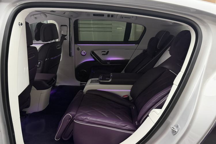 Used Hima S800 2025 Model, Range-Extended Starlight Executive Edition, 4 Seats
