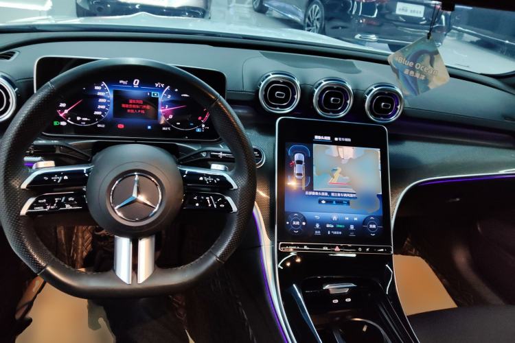 Used Mercedes-Benz C-Class 2024 Restyled C 260 L Sport Edition Center Console