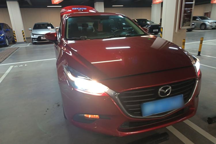 Used Mazda 3 Axela 2017 Sedan 1.5L Automatic Comfort Model Emission Standard China V
