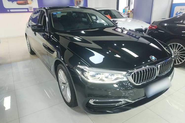 Used BMW 5 Series 2019 Facelifted 530Li Luxury Edition Premium Package
