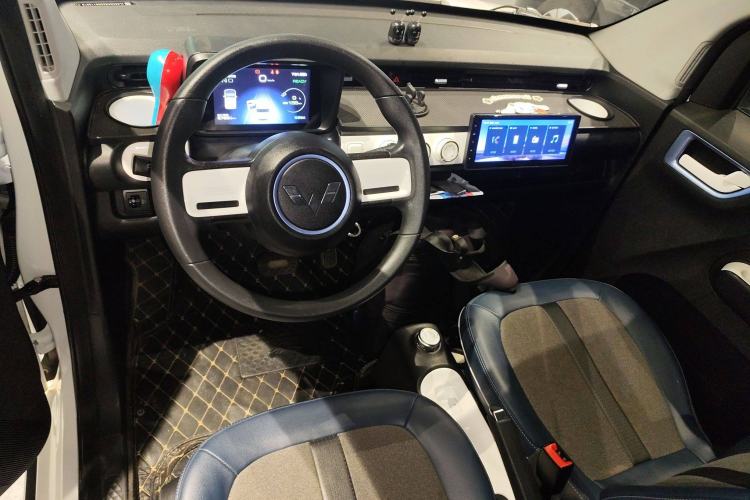 Used Wuling Hongguang MINIEV 2022 GAMEBOY 200km Gaming Edition with Lithium Iron Phosphate