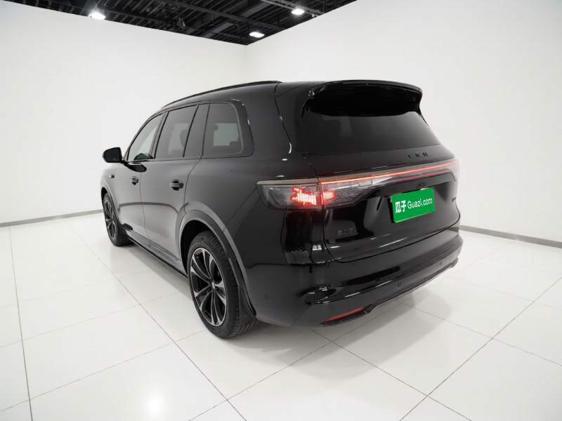 Used Hima AITO M8 2025 Extended-Range Max+ Version 53.4 kWh 6-Seater Edition — 4
