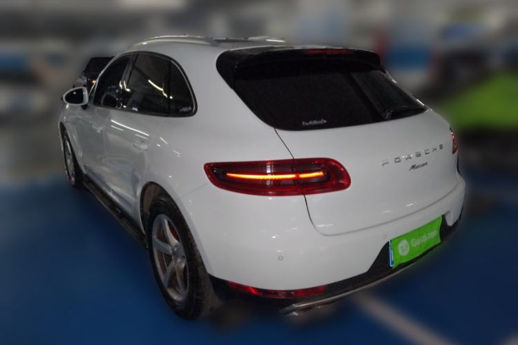 Used Porsche Macan 2014 Macan 2.0T Rear Left 45 Deg