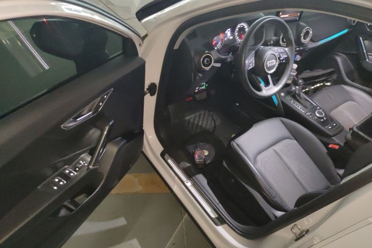 Used Audi Q2L 2020 35 TFSI Fashion Dynamic Model