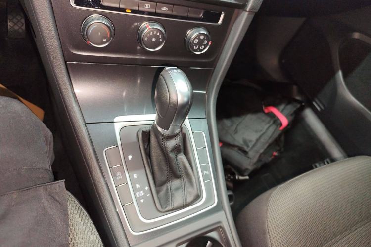 Used Volkswagen Golf 2019 1.8TSI Travel Edition