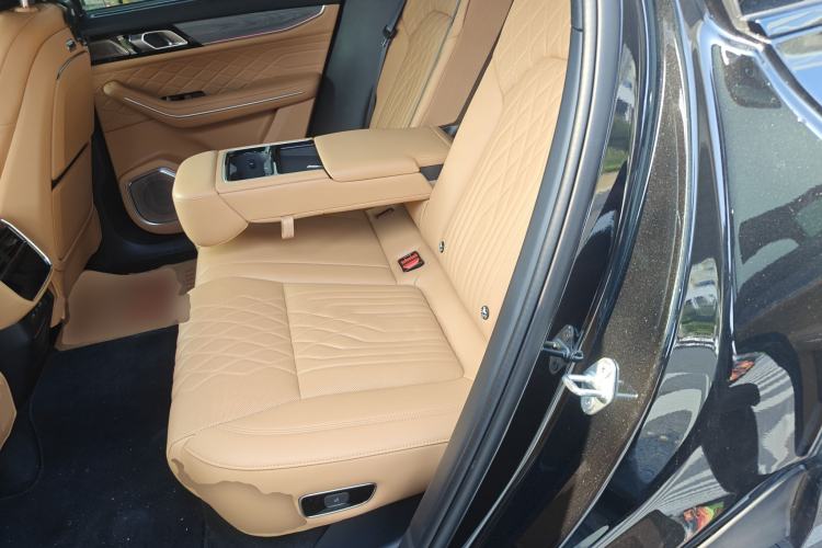 Used Lynk & Co 09 2026 Model 2.0T Four-Wheel Drive Exploration Edition Ultra
