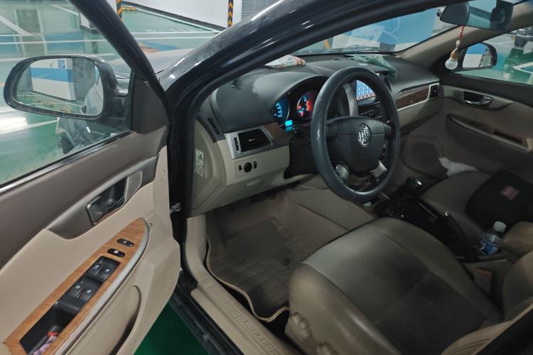 Used Buick Excelle 2015 1.5L Manual Classic Trim