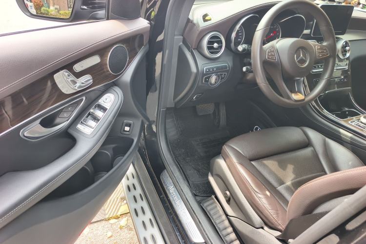 Used Mercedes-Benz GLC 2019 GLC 260 L 4MATIC Luxury Model Driver Seat