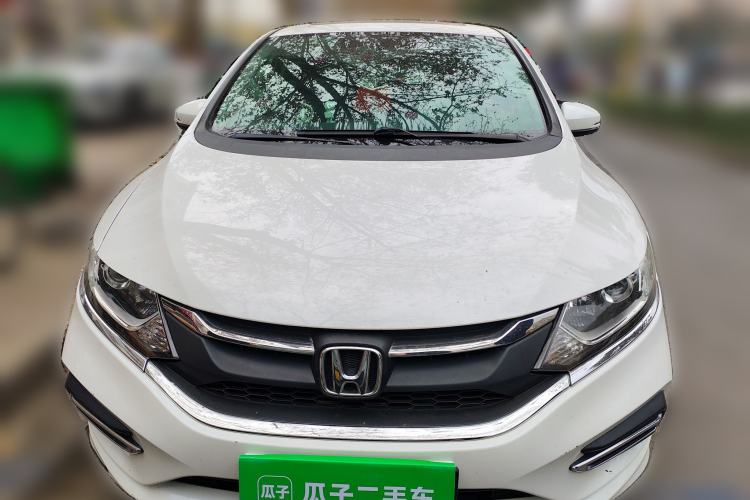 Used Honda Jade 2017 1.8L automatic Comfort version 5 seats
