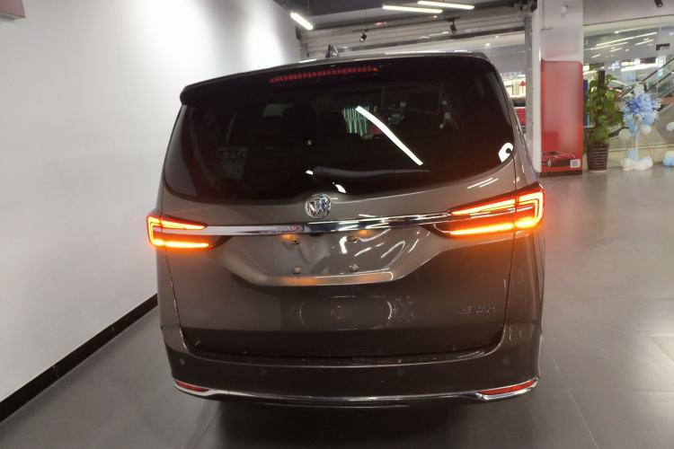 Used Buick GL8 2023 Land Executive Class 652T Luxury Model