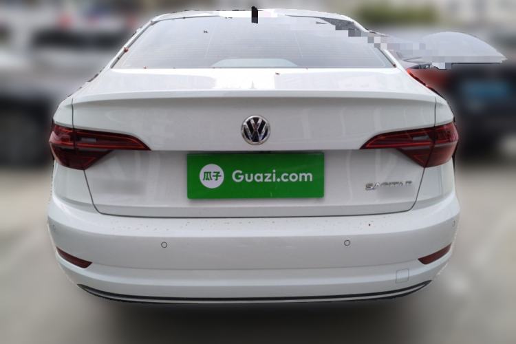 Used Volkswagen Sagitar  Rear