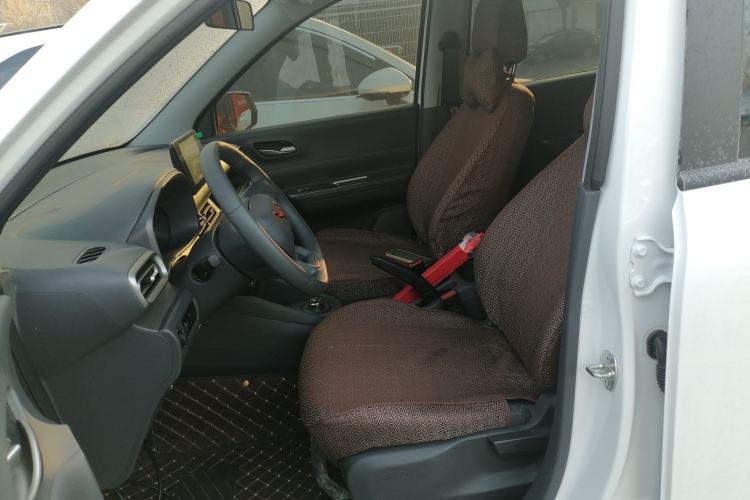 Used Wuling Hongguang New Energy 2025 Extended-Range Hybrid 50KM Comfort Version