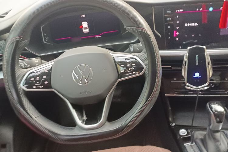 Used Volkswagen Passat 2023 Revised 380TSI Luxury Edition Steering Wheel