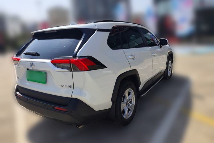 Used Toyota RAV4 2023 2.0L CVT Two-Wheel Drive Urban Edition
