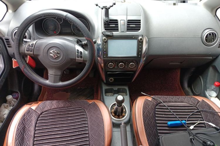 Used Suzuki SX4 2013 1.6L Manual CoolRide Model
