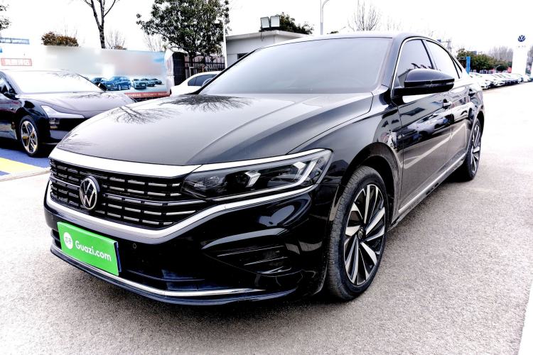 Used Volkswagen Passat 2023 Revised 330TSI Elite Edition
