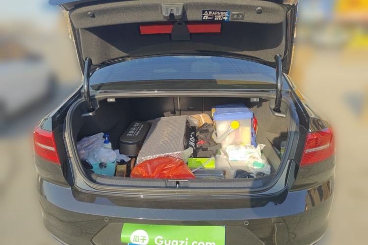 Used Volkswagen Magotan 2018 330TSI DSG Advanced Model Trunk