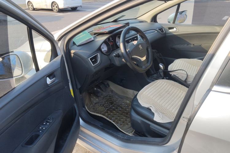 Used Peugeot 308 2014 Enjoy Edition Classic 1.6L Manual YouShang Model