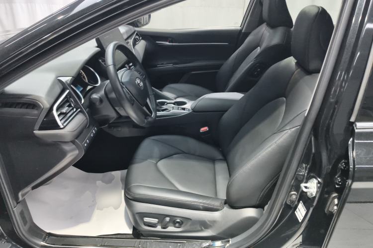 Used Toyota Camry 2023 2.0G Luxury Edition Left Front Seat